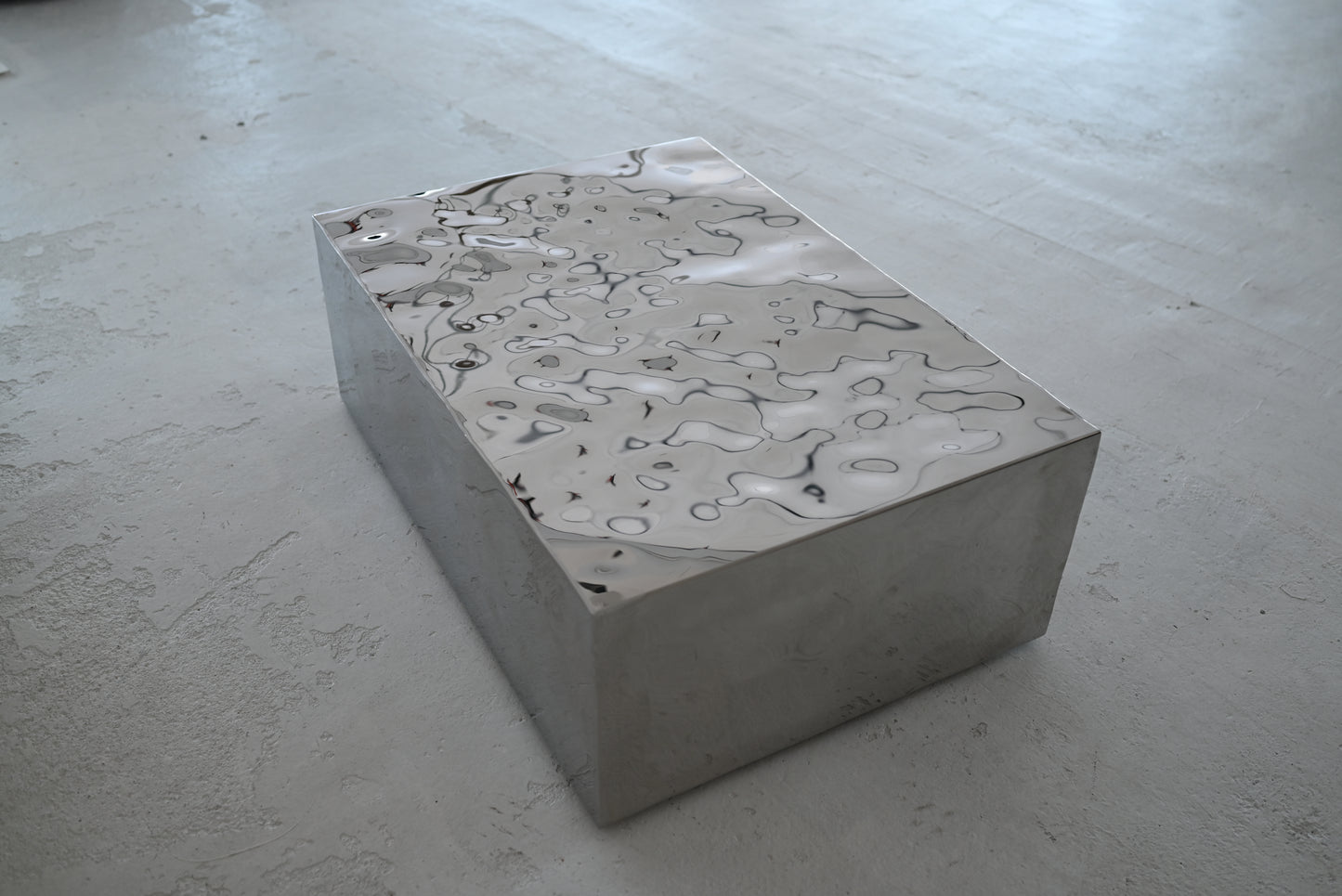 MIRAGE — Sculptural Stainless Steel Table
