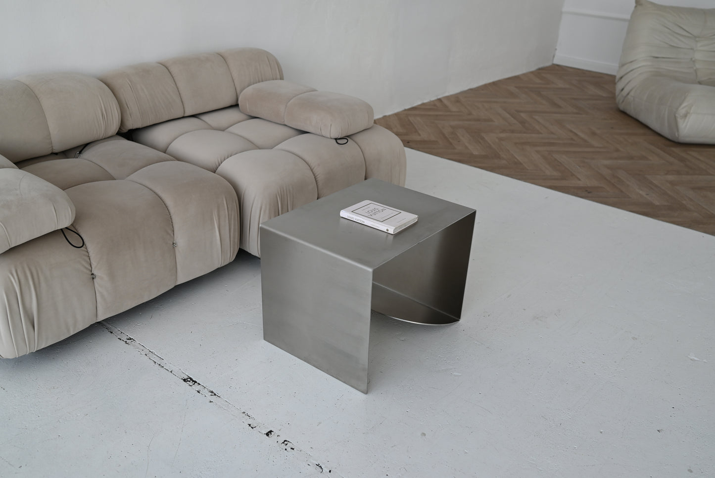 VELIENTO Stainless Steel Side Table