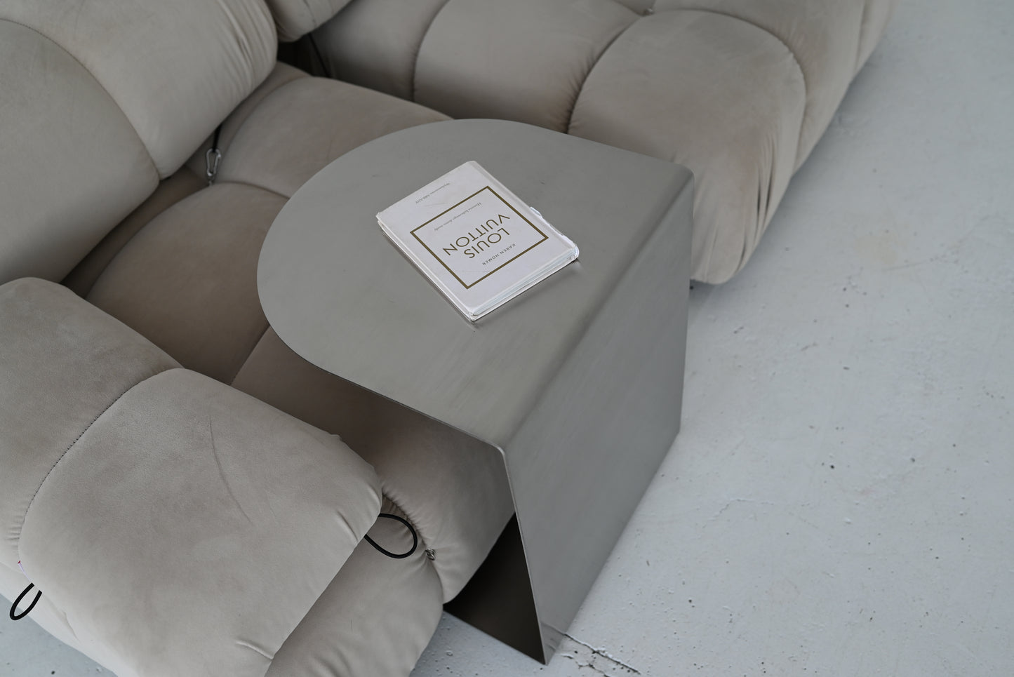 C-Shaped Stainless Steel Sofa Table – Handmade Minimalist Side Table