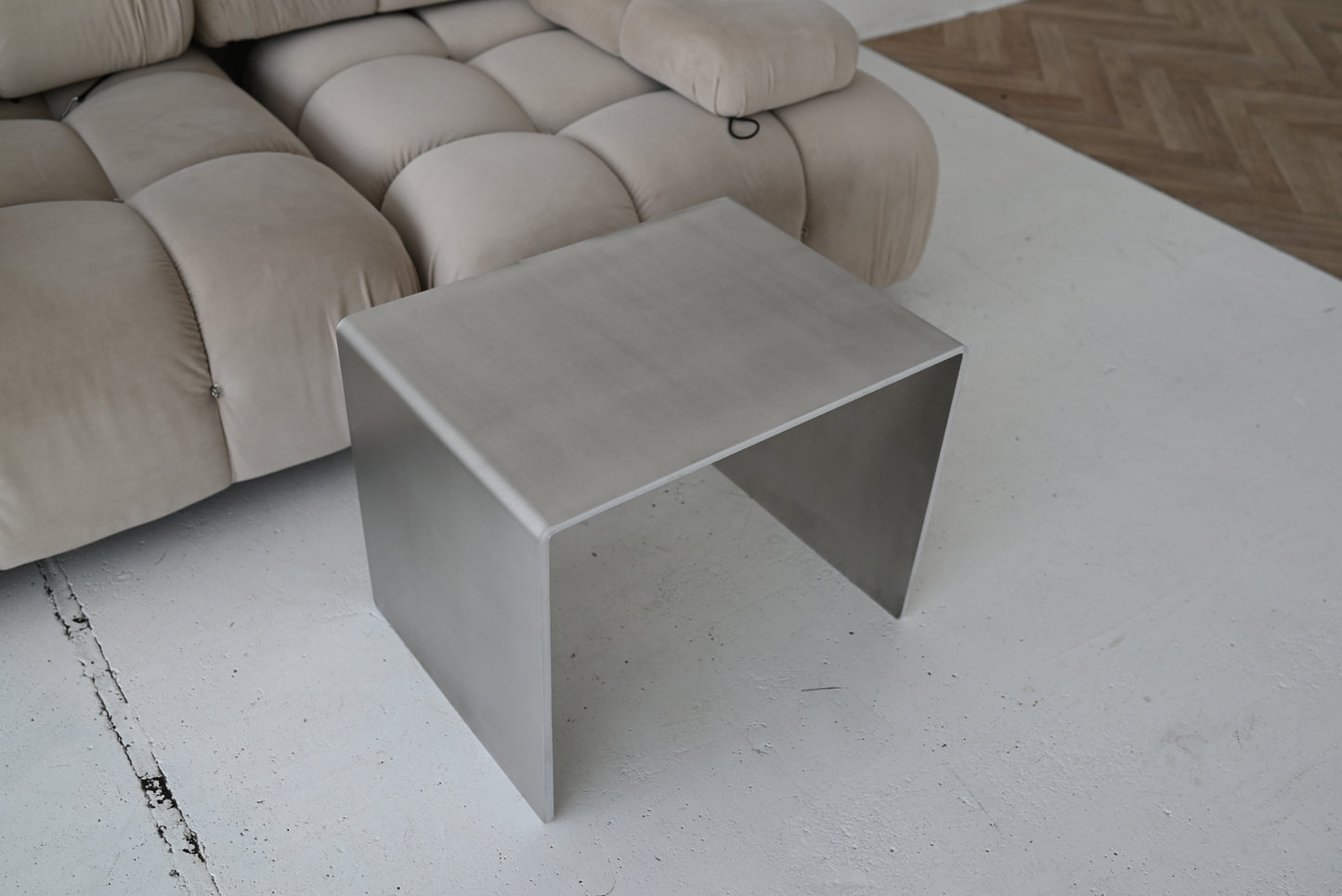 Minimalist Aluminum Side Table 10mm | Modern Sculptural Accent Table