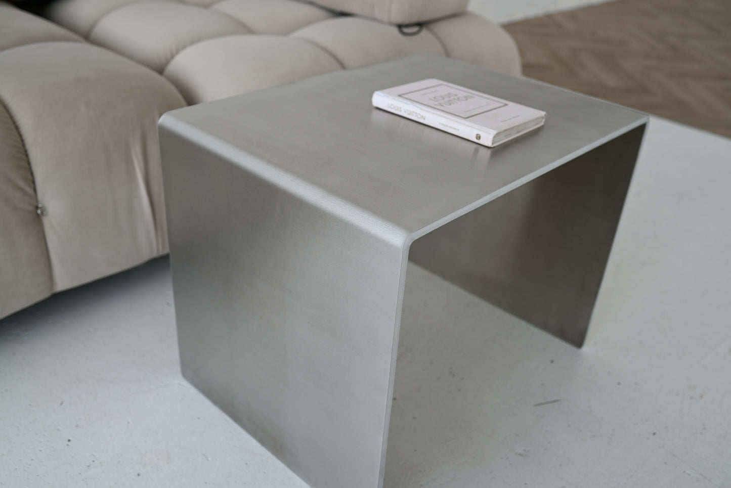 Minimalist Aluminum Side Table 10mm | Modern Sculptural Accent Table