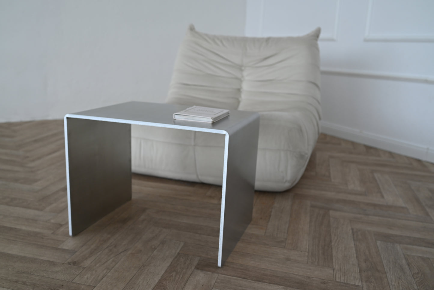 Minimalist Aluminum Side Table 10mm | Modern Sculptural Accent Table