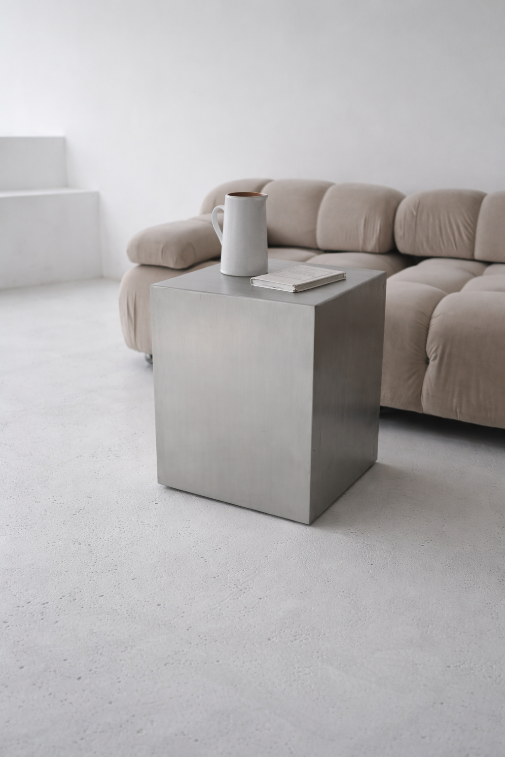 Veliento Silent Block — Sculptural Stainless Steel Table